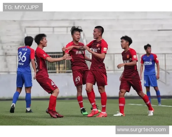 重庆足球队在世界锦标赛积分榜上以50分稳居第一名展现强大实力